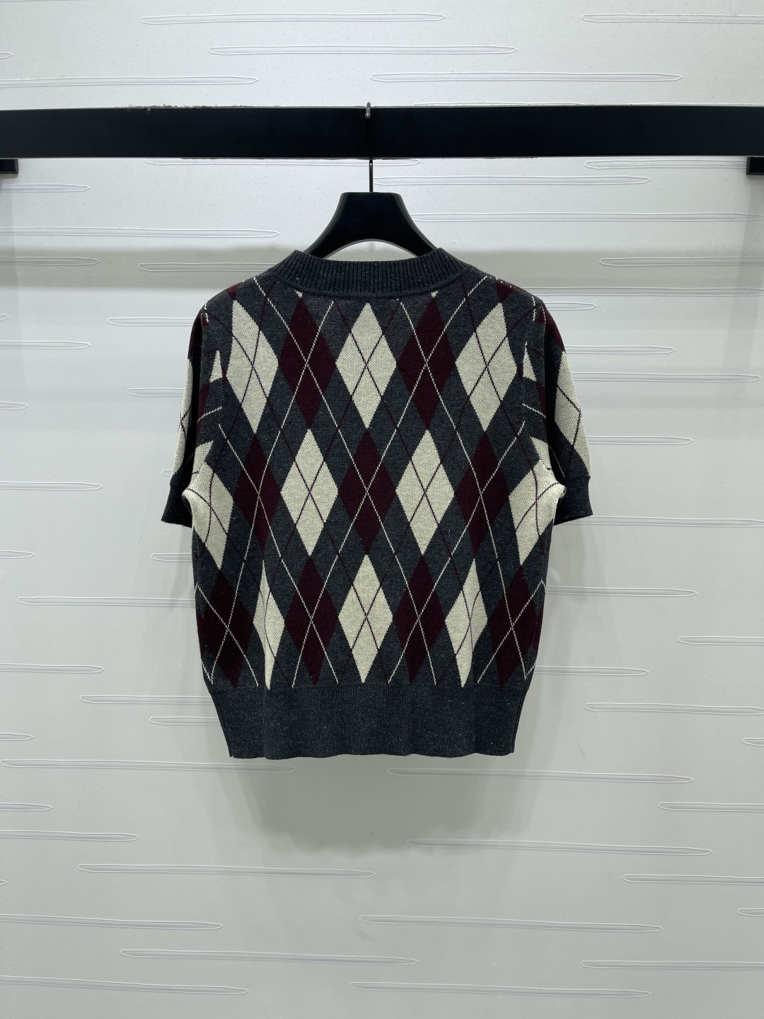 Women's short sleeves
